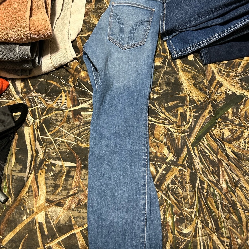 Hollister Mid-Rise Super Skinny Jeans - Light Blue